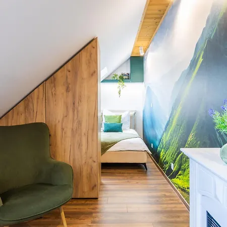 Forest Oasis - Mountain Attic In High Tatras * Vel'ka Lomnica