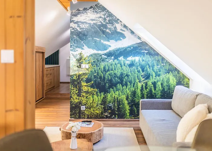 Forest Oasis - Mountain Attic In High Tatras * 韦尔卡鲁穆尼卡